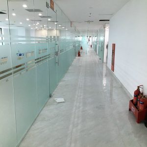 GIẤY DÁN KÍNH MỜ VĂN PHÒNG MÃ 05